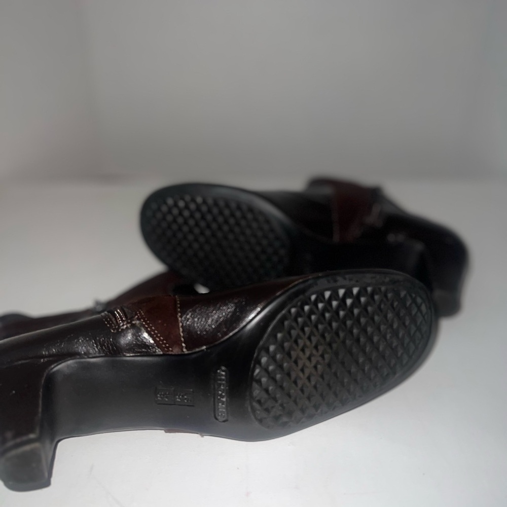 Areosoles Elegant Brown Leather Ankle Boots Women’s size 8.5 - Picture 10 of 11